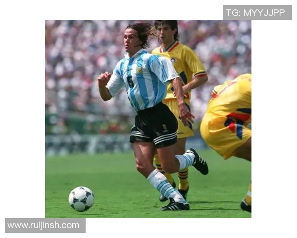 雷东多：阿根廷足球传奇背后的坚韧与荣耀